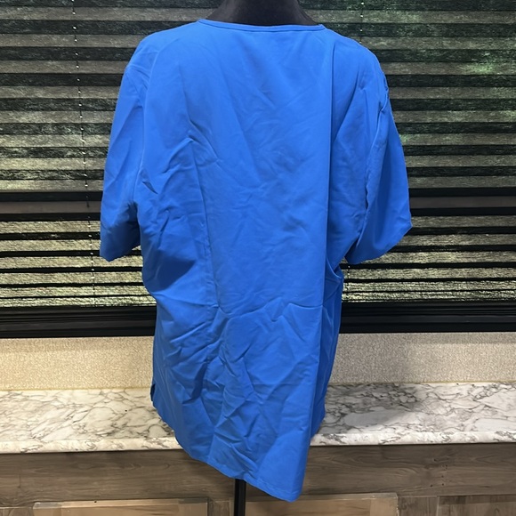 FIGS Women’s Technical Collection Blue Casma Three-Pocket Scrub Top Size XXL - Picture 4 of 6